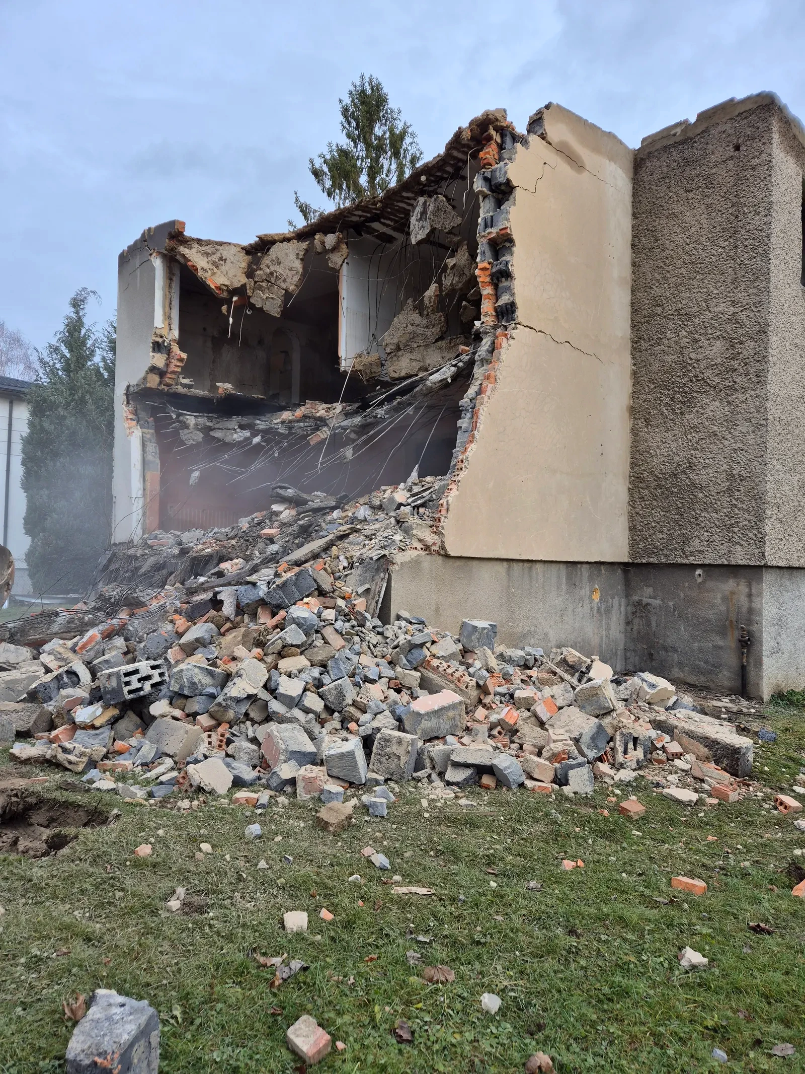 Usługi wyburzeniowe – zdjęcie 4